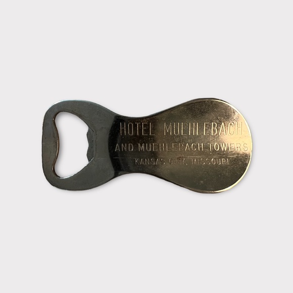Vintage Vaughn USA Metal Shoehorn/Bottle Opener with Hotel Muehlebach Ad - Picture 1 of 4